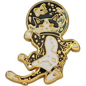Cartoon Space Cat in Fishbowl Pin - Whimsical Black and White Cat Enamel Brooch for Daily Wear and Gifting，Whimsical Enamel Brooch for Cat Lovers and Space Enthusiasts Unique Fashion Accessory