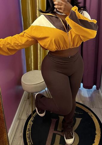 DINGANG Women's 2 Piece Sweatsuit Outfits Color Block Zip Up Cropped Jackets Flare Legging Pant Tracksuit Set in Saudi Arabia