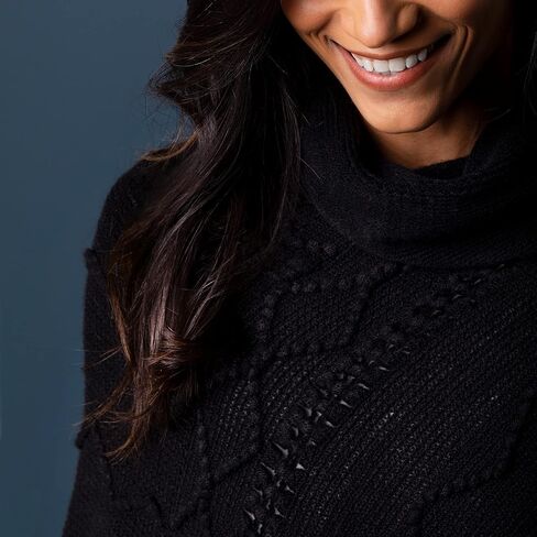 DEMDACO رقبة متدلية مزخرفة باللون الأسود مقاس واحد يناسب معظم شال المعطف المصنوع من قماش الأكريليك in Kuwait