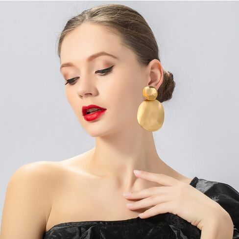 Matte Gold Silver Hammered Discs Clip On Earrings for Women Big Round Disc Dangle Clip Earrings for Women Girls in Saudi Arabia
