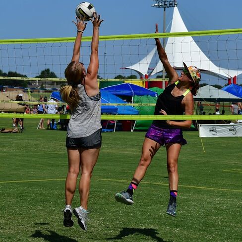 Park & Sun Sports Spectrum 2000: Portable Professional Outdoor Volleyball Net System in Saudi Arabia