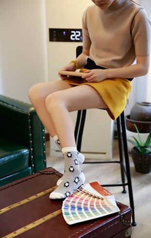 Women's 4/5 Packs Animal Dress Cotton Crew Novelty Socks in Kuwait