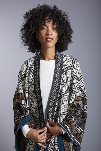 Invisible World Women’s Ruana Alpaca Wool Poncho Winter Cape Fall in Saudi Arabia