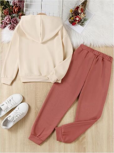 Girl's 2 Piece Outfits Letter Graphic Long Sleeve Sweatshirt Hoodie and Sweatpants Sweatsuits Sets in Saudi Arabia