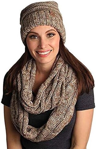 عبوتان متطابقتان: قبعة صغيرة كبيرة الحجم ووشاح لا نهاية له - موكا رمادي داكن in Kuwait