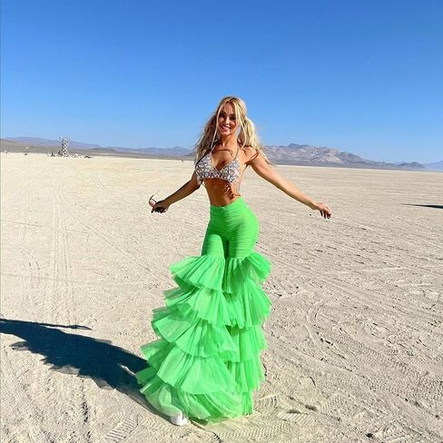 Sexy Body Chain Jewelry Layered Tassel Strap Acrylic Bra Midriff Chain Set Beach Glow Halloween Party Jewelry Set in Kuwait