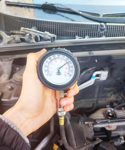 8 PCS Compression Tester Automotive,Small Engine Cylinder Test Pressure Gauge Tool Set,Petrol Engine Cylinder Compression Tester Kit,Automotive Tool Gauge for Car Motorcycle Snowmobile Petrol Engine in Saudi Arabia