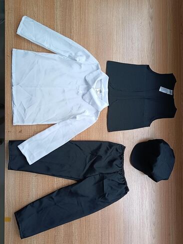 fun shack Victorian Boy Costume, Kids Historical Outfit, Boys Period Attire, Victorian Style Dress-Up, Medium in Saudi Arabia