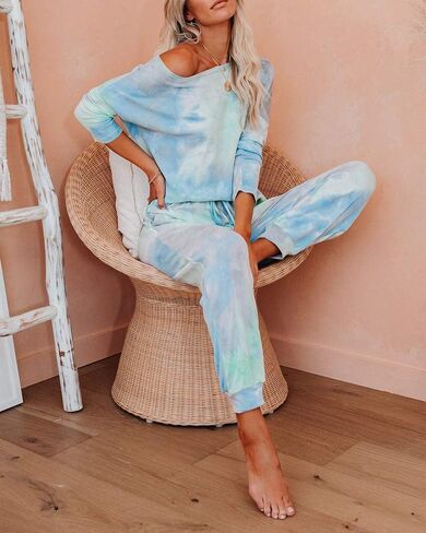 Eurivicy Women's Tie Dye Sweatsuit Set 2 Piece Long Sleeve Pullover and Drawstring Sweatpants Sport Outfits Sets in Saudi Arabia