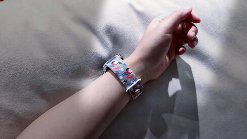 Sonwflakes Watch Band Compatible with Apple Watch 38mm 40mm 41mm 42mm 44mm 45mm 49mm, IWatch Bands Wristbands Soft Silicone Strap Adjustable Replacement for All Series Women Men in Kuwait