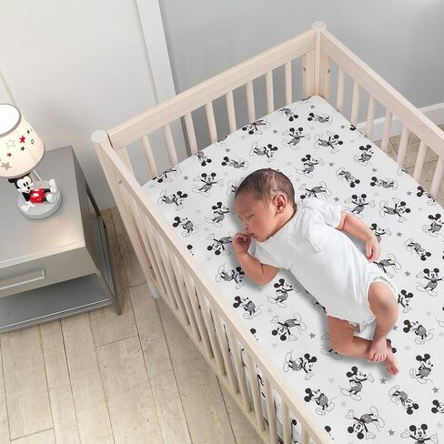 Lambs & Ivy Classic Snoopy 100% Cotton White/Black Fitted Baby Crib Sheet in Saudi Arabia