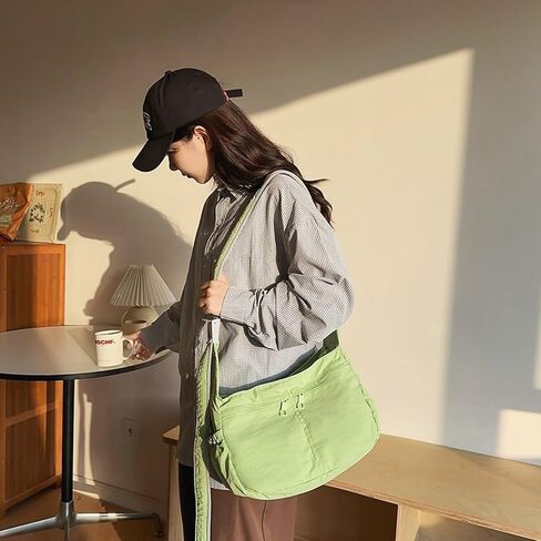 حقيبة كروس بارسين للنساء من النايلون، حقيبة كتف مع حزام قابل للتعديل للتمرين أثناء السفر in Kuwait