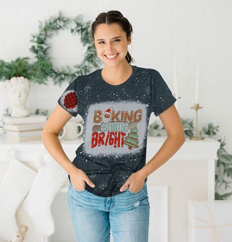 تي شيرت نسائي من Baking Spirits Bright لعيد الميلاد تي شيرت كاجوال بأكمام قصيرة تي شيرت علوي in Kuwait