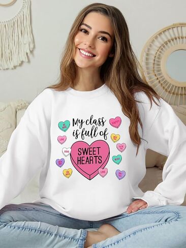 سويت شيرت نسائي لعيد الحب للمدرس، سويت شيرت لطيف ومضحك لعيد الحب، بلوفر برسومات قلب الحلوى in Kuwait