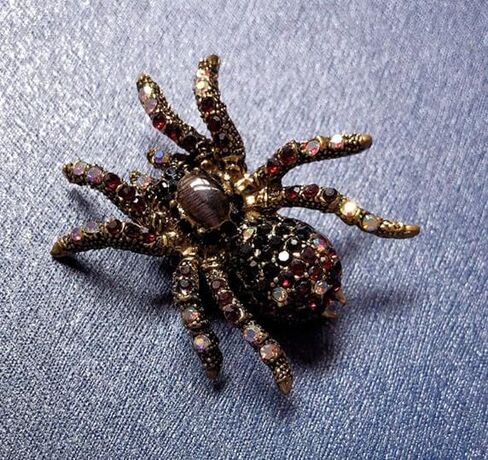 Spider Brooch pins Crystal Rhinestone Women Enamel Insect Pin Lapel Pin Safety Pin in Kuwait