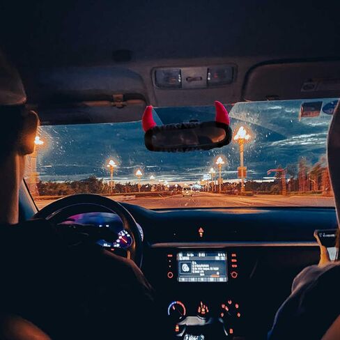 غطاء مرآة الرؤية الخلفية للسيارة مع قرون الشيطان - واقي مرآة الرؤية الخلفية من القطيفة السوداء مع قرون حمراء للديكور الداخلي للسيارات in Kuwait