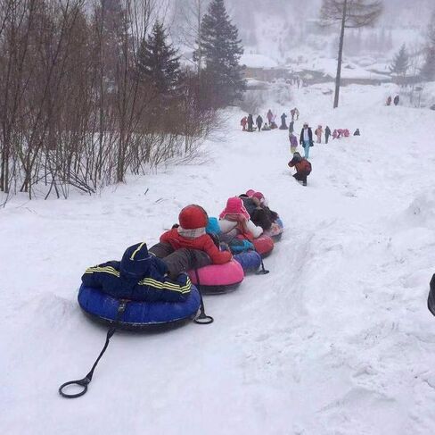 Flexible Flyer Heavy-Duty Towable Commercial Snow Tube in Kuwait