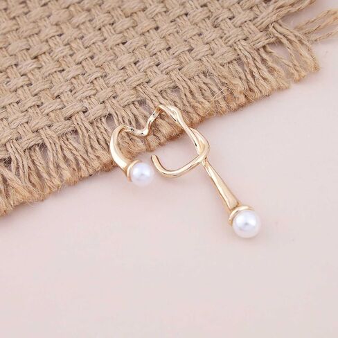 Punk Irregular Ear Cuff Earrings Gold Pearl Cuff Wrap Earrings Pearl Cartilage Cuff Earrings White Pearl Crawler Cuff Earrings Pearl Bead Earrings No Piercing Earrings Jewelry for Women in Kuwait