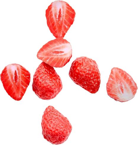 10 قطع من مكعبات الفراولة الاصطناعية، ديكورات نصف فراولة بلاستيكية مزيفة نابضة بالحياة لحفلات المطبخ المنزلي in Kuwait