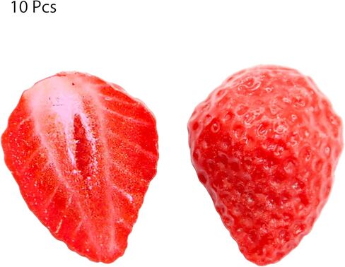 10 قطع من مكعبات الفراولة الاصطناعية، ديكورات نصف فراولة بلاستيكية مزيفة نابضة بالحياة لحفلات المطبخ المنزلي in Kuwait