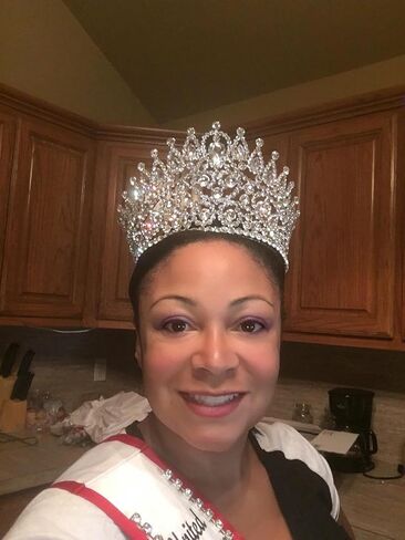 Sexy Beauty Queen Clear White Austrian Rhinestone Crystal Large Tiara Crown Hair Combs Jewelry Headpiece Pageant T2178 in Kuwait