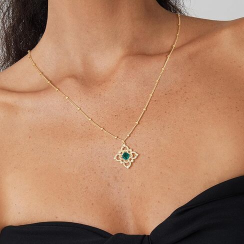 Fettero Layered Gold Necklaces for Women Dainty Necklace 14K Gold Plated Layered Necklaces Trendy Charm Floral Clover Pendant Necklace Stack Neckalce Jewelry Set for Engagement Birthday in Kuwait