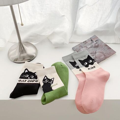5 Pairs Womens Socks Cute Socks Funny socks for women Casual Cozy Socks Vintage Crew Socks Gift for Women in Saudi Arabia