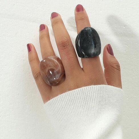 2Pcs Acrylic Candy Geometric Rings for Women, Chunky Resin Wide Band Dome Knuckle Rings Set Thick Bold Plastic Statement Rings Stackable Y2k Jewelry in Saudi Arabia