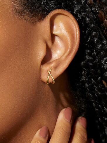 Apsvo Gold Earrings for Women Trendy,14K Gold Stud Earrings Hypoallergenic Earring for Women Gifts Minimalist Simple Dainty Earrings Jewelry in Saudi Arabia