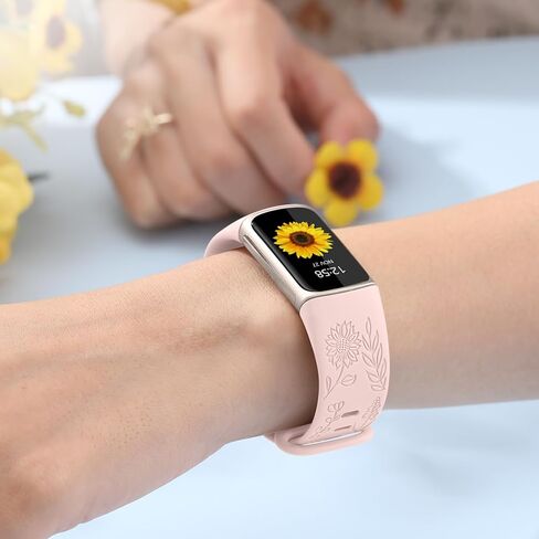 DaQin 3 عبوات منقوشة بزهرة عباد الشمس متوافقة مع Fitbit Charge 6 Band/Fitbit Charge 5 Bands للنساء والرجال، حزام بديل لسوار رياضي ناعم من ليزر عباد الشمس اللطيف للشحن 6 نطاقات/Charge 5 Band in Kuwait