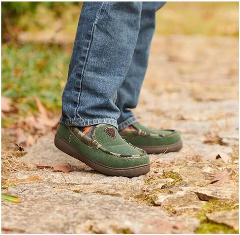 ARIAT Men's Indoor & Outdoor Rubber Bottom Lost Lake Moccasin Slippers in Saudi Arabia