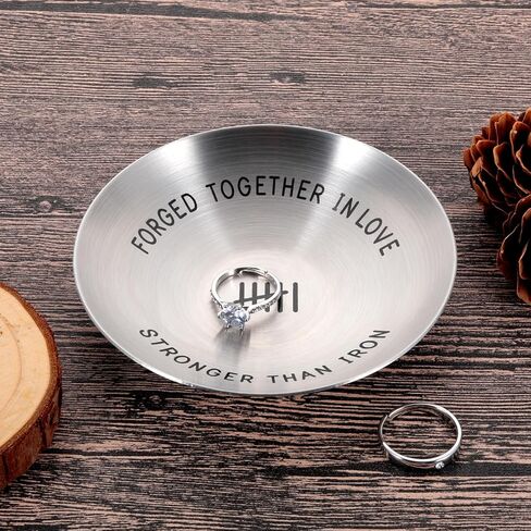 هدايا حديدية للذكرى السادسة له، هدايا حديدية لذكرى الزفاف لمدة 6 سنوات للزوجة والأزواج، الذكرى السنوية السادسة له، زينة الذكرى السنوية السادسة للنساء والرجال، صينية حامل حلقية 4 بوصات لعيد الميلاد in Kuwait