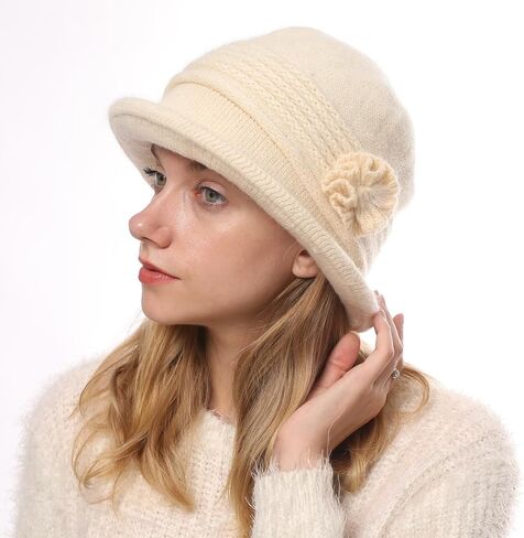 قبعة نسائية شتوية من الصوف المحبوك، قبعة دلو الكنيسة العتيقة، قبعة دافئة من اللباد in Kuwait