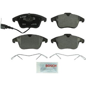 BOSCH BP1375 QuietCast Premium Semi-Metallic Disc Brake Pad Set - Compatible With Select Audi Q3, Q3 Quattro; Ford Mondeo; Volkswagen Passat, Tiguan; FRONT