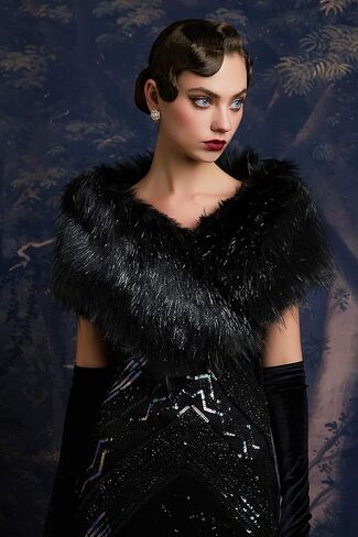 BABEYOND Women's Faux Fur Shawl Party Faux Fur Collar Fur Wraps for Winter Bridal Wedding - Faux Fur Purse Wristlet Clutch Purse Bags Soft Triangle Handbag in Kuwait