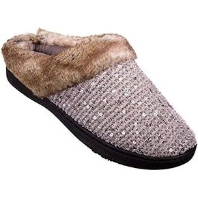 شبشب نسائي من ISOTONER مصنوع من نسيج محبوك بغطاء للرأس in Kuwait