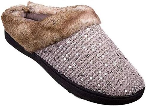 شبشب نسائي من ISOTONER مصنوع من نسيج محبوك بغطاء للرأس in Kuwait