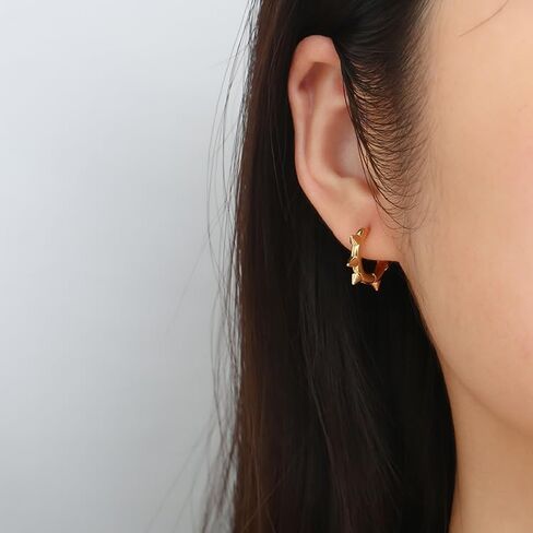 Punk Spike Hoop Earrings Huggie Heart Round Gothic Y2K Emo Grunge Rivet Awl Stud Hoop Earring for Men and Women in Saudi Arabia