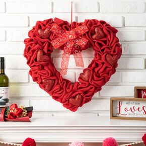 Glitzhome 19.25" L Valentine's Day Red Heart Fabric Wreath, Valentine Love Wreath Wall Hanging for Door or Outdoor Decoration