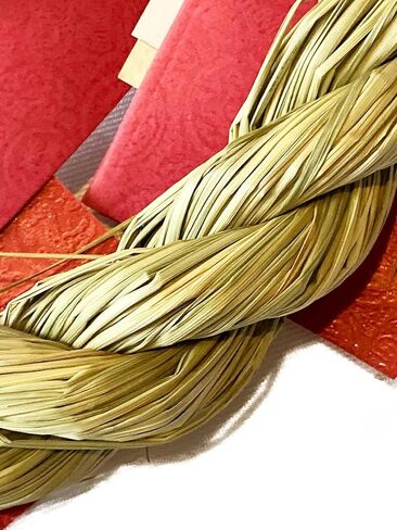 10751 Hibari Japanese New Year's Decoration OSHOGATSU KAZARI. Hanging Straw Wreath Ornament. SHIMENAWA Sacred Rope. in Saudi Arabia