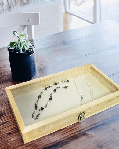 علبة عرض مجوهرات جديدة من الجلد الأسود مقاس 8.1 × 4.75 × 2 صندوق مجوهرات زجاجي متوسط ​​مع غطاء | حافظات عرض للمقتنيات | صندوق تجميع الصخور بمشبك معدني | حالة عرض الأحجار الكريمة in Kuwait