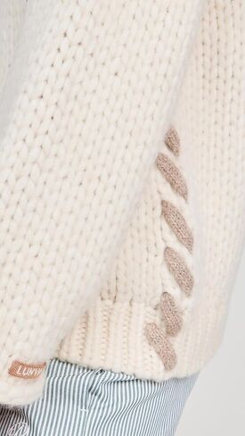 سترة نسائية من Lunya من الصوف الفاخر بغرز سوط in Kuwait