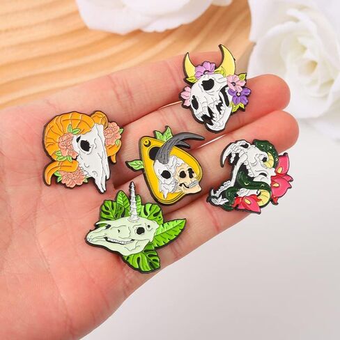 مجموعة دبابيس طية صدر السترة من المينا على شكل جمجمة حيوان ROFARSO ​​دبوس رعب قوطي، إكسسوار الهالوين لحقائب الظهر وحقائب الملابس والقبعات والقمصان (مجموعة دبابيس 5piccs) in Kuwait