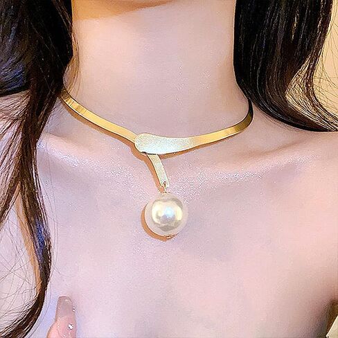 Chunky Pearls Choker Necklace for Women 14K Gold Plated Big Pearl Cuff Collar Necklace Thick Pearl Strands Clavicle Necklace Accessories Gifts in Kuwait