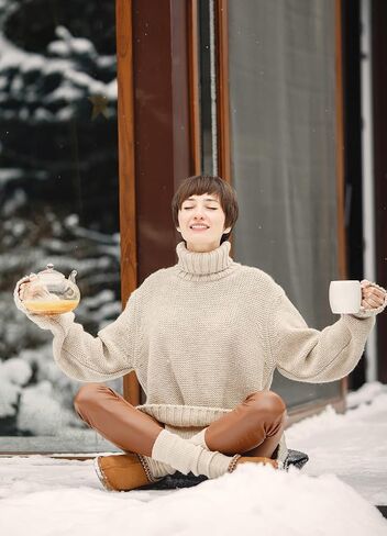 Women's 27" High Waisted Hiking Leggings with Zipper Pockets Tummy Control Workout Running Yoga Cargo Pants in Kuwait