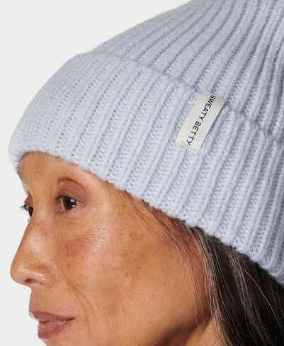 Sweaty Betty womens Snowfall Knitted Beanie in Kuwait