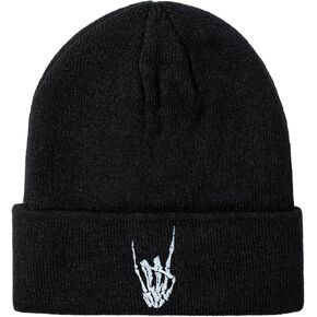 قبعات بيني متماسكة مطرزة رائعة، قبعة صغيرة لفصل الخريف والشتاء، قبعة منسوجة برسومات سوداء للنساء والرجال in Kuwait