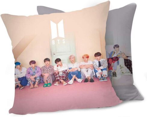 مجموعة هدايا Bangtan Boys Fur Army، Bangtan Boy Merch مع غطاء وسادة مقاس 45 × 45 سم، 1 سلسلة مفاتيح، 1 حامل حلقة للهاتف، 1 حبل قصير، 2 دبوس بروش، 12 ملصقًا، 40 بطاقة صور للأولاد من Bangtan in Saudi Arabia