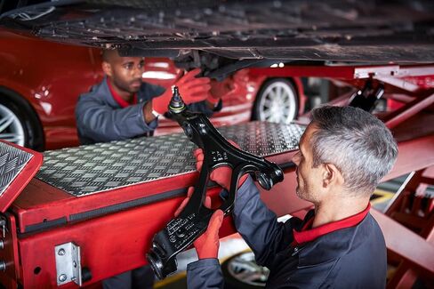 وصلة كروية تعليق TRW Automotive JBJ957 لسيارة Toyota Tacoma: 2005-2017 in Kuwait