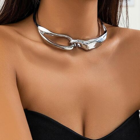 Gold Punk Choker necklace Geometry Collarbone Necklace 3D Lock Buckle Clavicle Necklace for Women Jewelry in Saudi Arabia